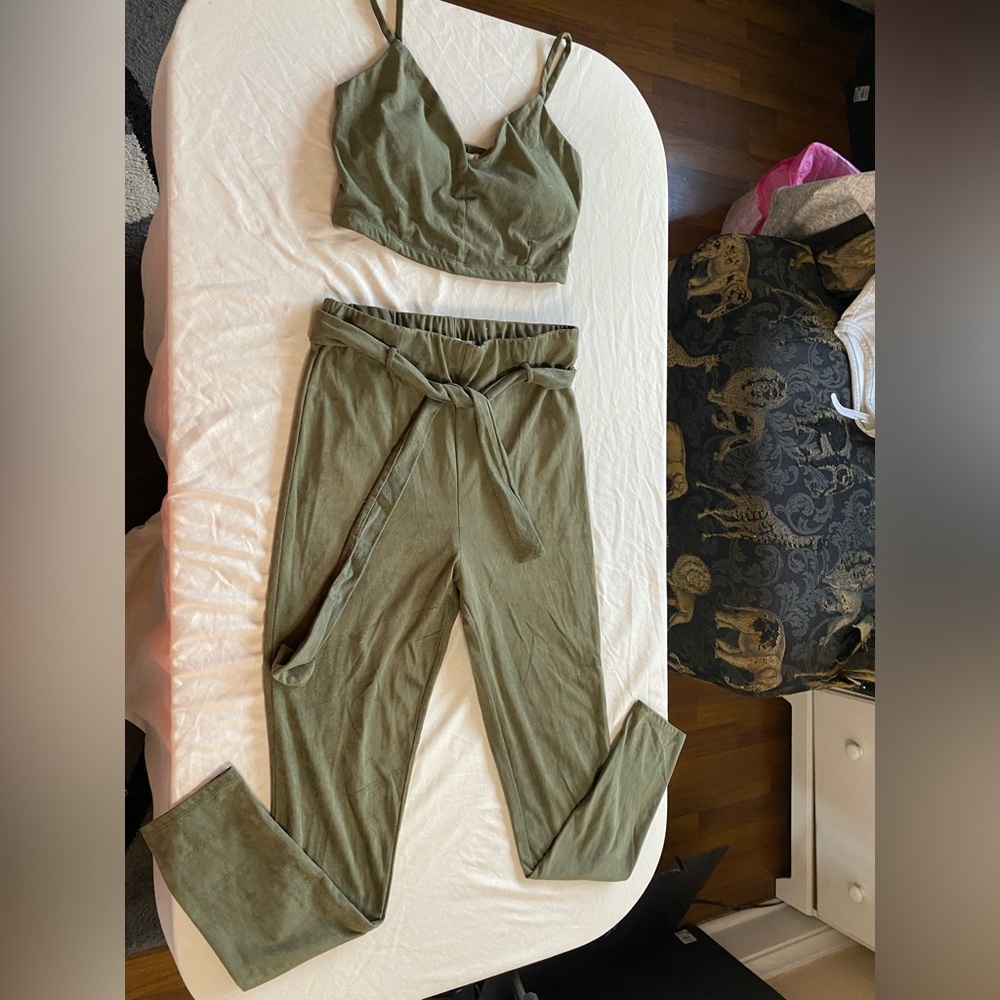 Hunter green pant set